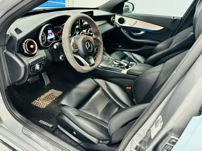 Mercedes-Benz C-Class 2016, 110000 км, за 9607.96 USD