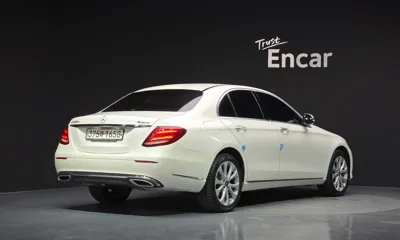 Mercedes-Benz E-Class 2020, 109429 км, за 19764.69 USD