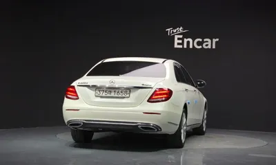 Mercedes-Benz E-Class 2020, 109429 км, за 19764.69 USD