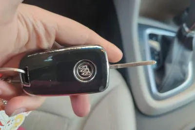 Buick GT 2017, 139500 км, за 5587 USD - фото 10