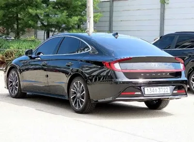 Hyundai Sonata 2023, 85168 км, за 20677.43 USD