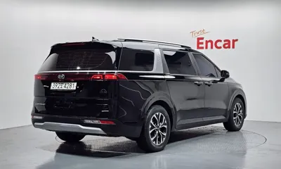 Kia Canival 2021, 103088 км, за 12582.77 USD