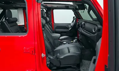 Jeep Wrangler 2021, 73204 км, за 25322.29 USD - фото 11