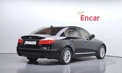 Hyundai Genesis 2010, 238836 км, за 2152.32 USD