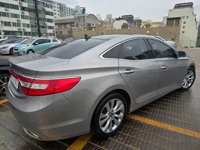 Hyundai Grandeur 2012, 165771 км, за 2822.63 USD