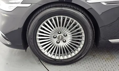 Genesis G90 2019, 76444 км, за 20940 USD