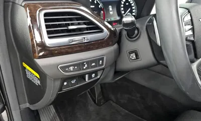 Genesis G90 2019, 76444 км, за 20940 USD - фото 29