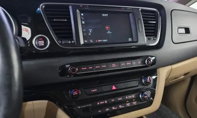 Kia Canival 2015, 138917 км, за 7089.41 USD - фото 12