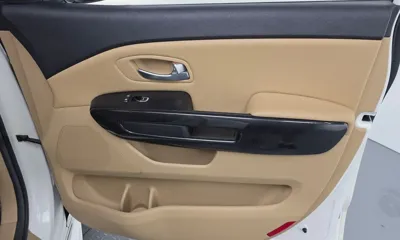Kia Canival 2015, 138917 км, за 7089.41 USD - фото 25