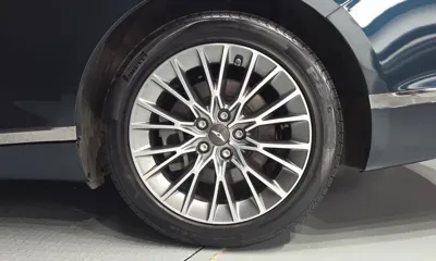 Genesis G80 2022, 62831 км, за 24377.55 USD - фото 21
