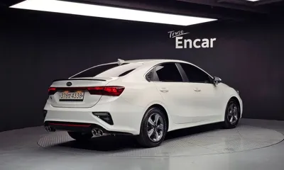 Kia K3 2019, 110764 км, за 5583.29 USD