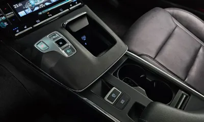 Hyundai Grandeur 2023, 61963 км, за 16738.87 USD - фото 9