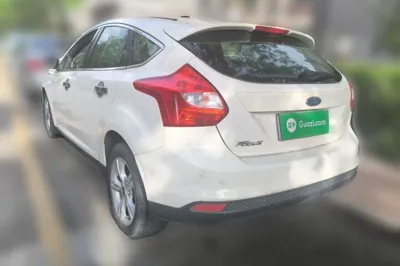 Ford Focus 2012, 128900 км, за 3324 USD