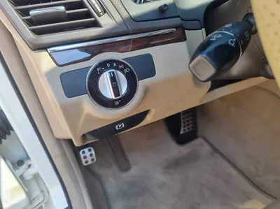 Mercedes-Benz E-Class 2010, 129000 км, за 3255.84 USD - фото 14