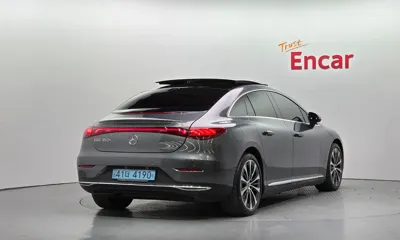 Mercedes-Benz EQE 2022, 78303 км, за 31241.79 USD