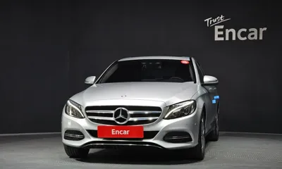 Mercedes-Benz C-Class 2015, 101996 км, за 7700.78 USD