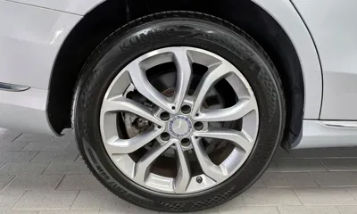 Mercedes-Benz C-Class 2015, 101996 км, за 7700.78 USD