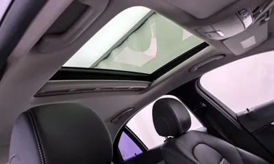 Mercedes-Benz C-Class 2015, 101996 км, за 7700.78 USD - фото 17