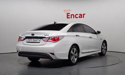 Hyundai Sonata 2013, 141957 км, за 3510.37 USD