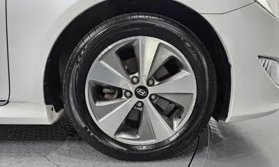 Hyundai Sonata 2013, 141957 км, за 3510.37 USD