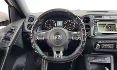 Volkswagen Tiguan 2013, 93411 км, за 9184.01 USD - фото 13