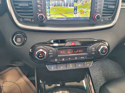 Kia Sorento 2015, 125508 км, за 9072.84 USD - фото 14