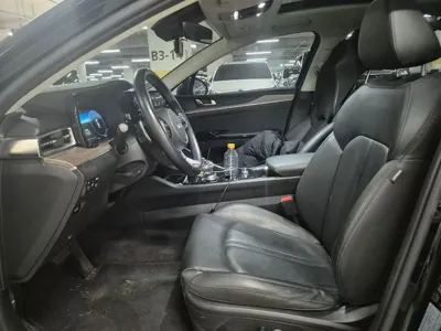 Kia K5 2023, 55635 км, за 3818.96 USD - фото 8