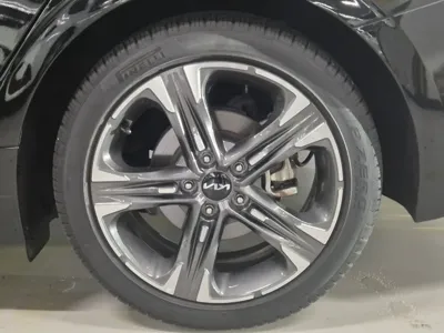 Kia K5 2023, 55635 км, за 3818.96 USD - фото 13
