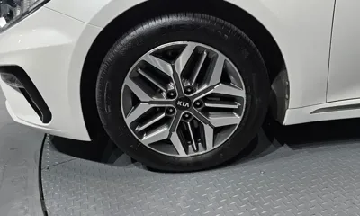 Kia K5 2019, 126573 км, за 8861.76 USD
