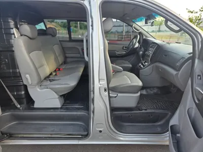 Hyundai Starex 2011, 178024 км, за 2474.44 USD - фото 10
