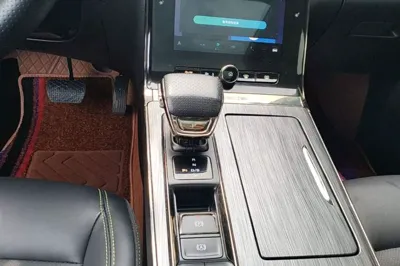 Roewe RX5 2021, 46200 км, за 9698 USD - фото 16