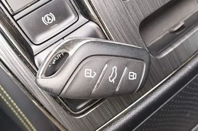 Roewe RX5 2021, 46200 км, за 9698 USD - фото 23