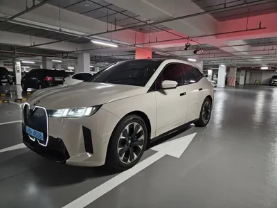 BMW iX · 2026 год