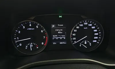 Hyundai Avante 2016, 48970 км, за 6960.71 USD - фото 8