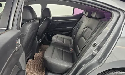 Hyundai Avante 2016, 48970 км, за 6960.71 USD - фото 12
