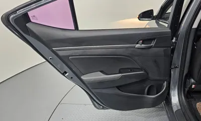 Hyundai Avante 2016, 48970 км, за 6960.71 USD - фото 25