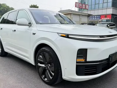 Li Auto Li L7 · 2024 год