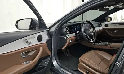 Mercedes-Benz E-Class 2021, 62479 км, за 19557.32 USD - фото 10