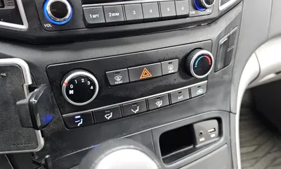Hyundai Starex 2018, 144452 км, за 8403.91 USD - фото 18