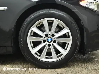 BMW 5-Series 2011, 97690 км, за 5645.27 USD