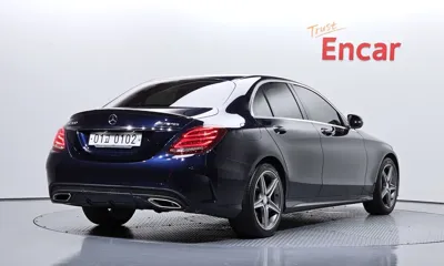 Mercedes-Benz C-Class 2017, 114394 км, за 9839.83 USD
