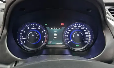 Hyundai Grandeur 2015, 103652 км, за 4294.68 USD - фото 8