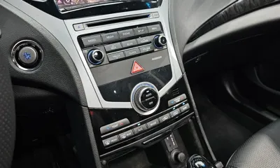 Hyundai Grandeur 2015, 103652 км, за 4294.68 USD - фото 17