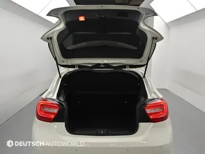 Mercedes-Benz A-Class 2015, 115500 км, за 4488.68 USD - фото 19