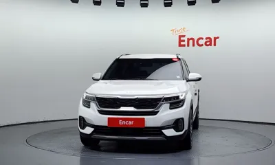 Kia Seltos 2023, 19107 км, за 16214.1 USD