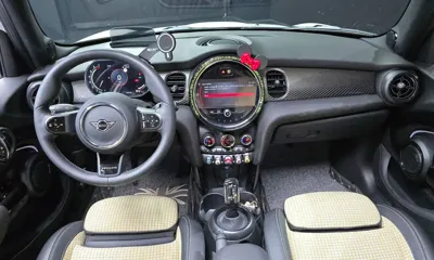 MINI Cooper 2023, 19412 км, за 17395.3 USD - фото 7