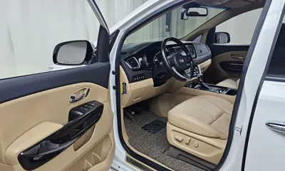 Kia Canival 2018, 45215 км, за 11487.46 USD - фото 10