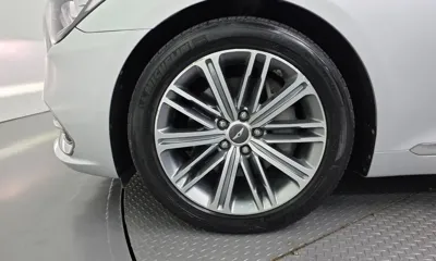 Genesis G80 2018, 134192 км, за 9142.33 USD