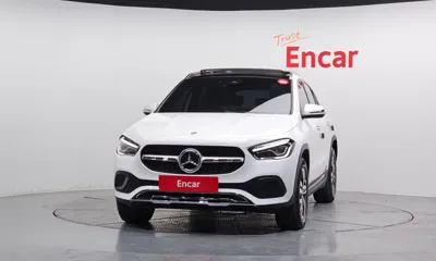Mercedes-Benz GLA-Class 2021, 23861 км, за 20812.68 USD