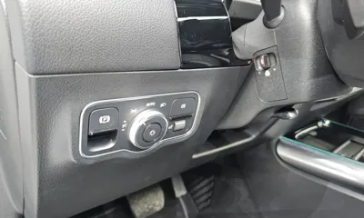 Mercedes-Benz GLA-Class 2021, 23861 км, за 20812.68 USD - фото 18